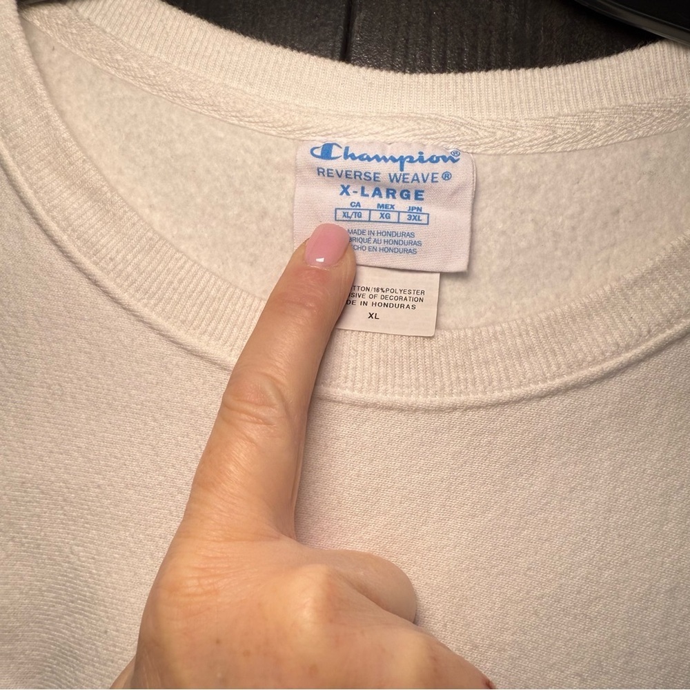 VINTAGE Champion Sweatshirt Women’s XL White Pullover Reverse Weave - Picture 5 of 7